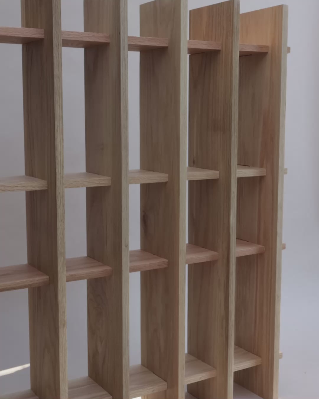 BOOKSHELF & WINE